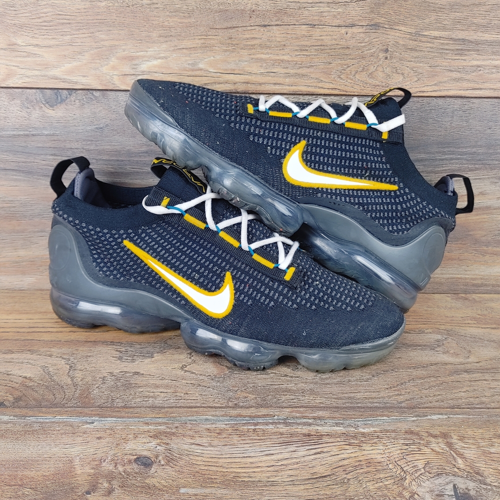Nike Air VaporMax 2021 FK Running Shoes Black University Gold